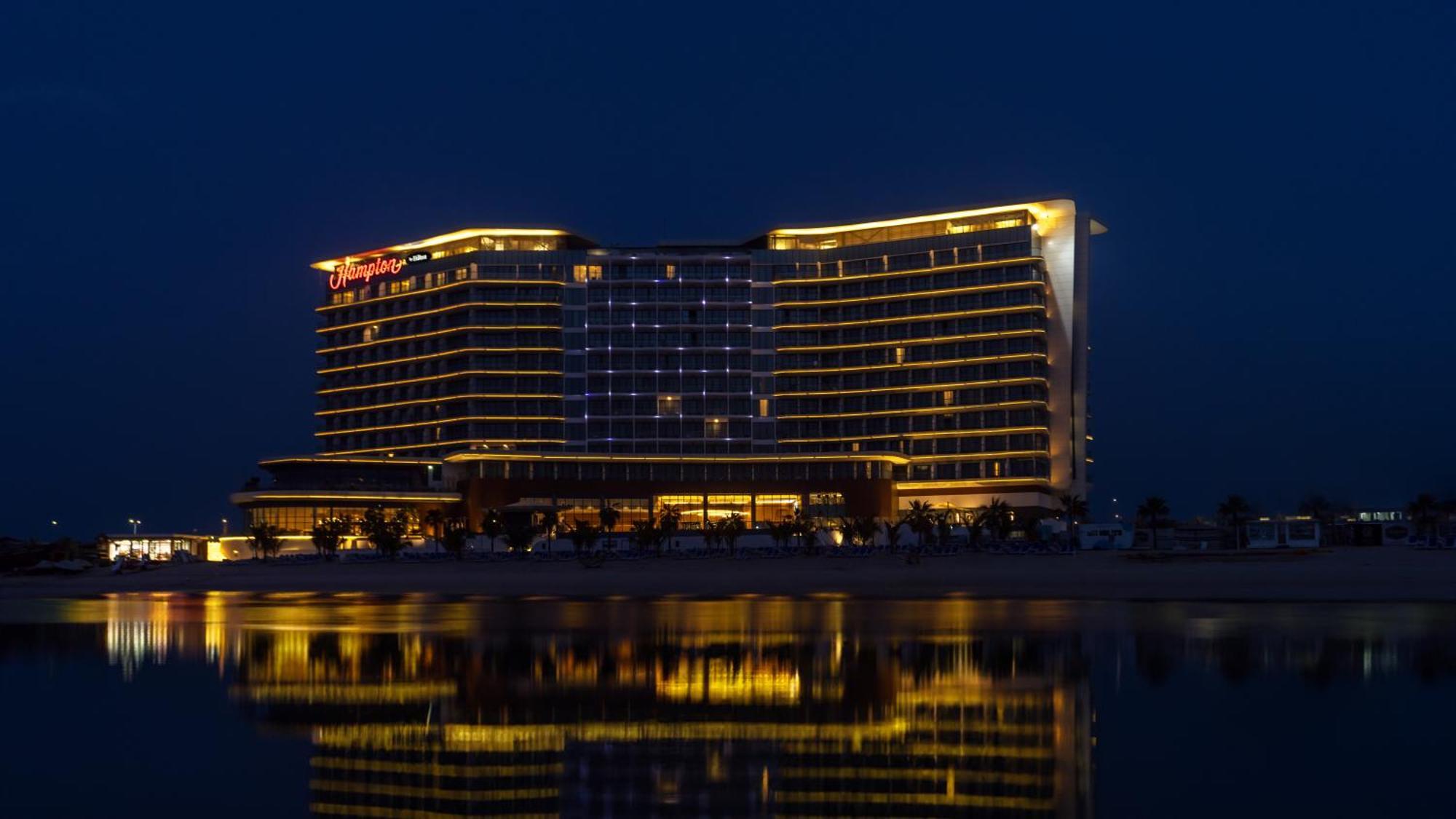 Hampton By Hilton Marjan Island Hotel Ras al-Khaimah Exterior foto